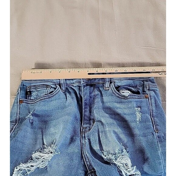Judy Blue Womens 3 26 28x27 Jeans Boyfriend Distressed Mid Rise Medium Logo EUC - Picture 9 of 16